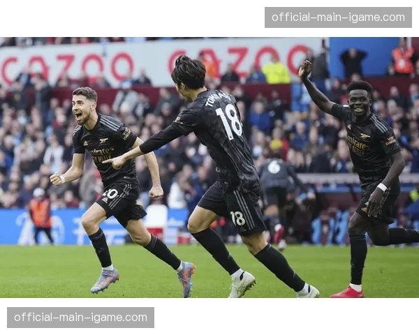 全场战报：阿斯顿维拉3-2逆转曼联，沃特金斯两射一传