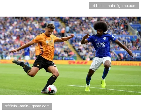 评论:VAR再次成为焦点,兰斯被取消的进球引发对划线精度的讨论 评论:VAR再次成为焦点,兰斯被取消的进球引发对划线精度的讨论